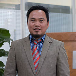 Dr. Tạ Quốc Dũng